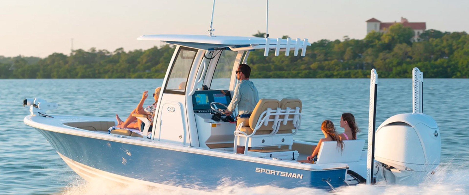 Exploring Center Console Boats for Every Boater's Needs