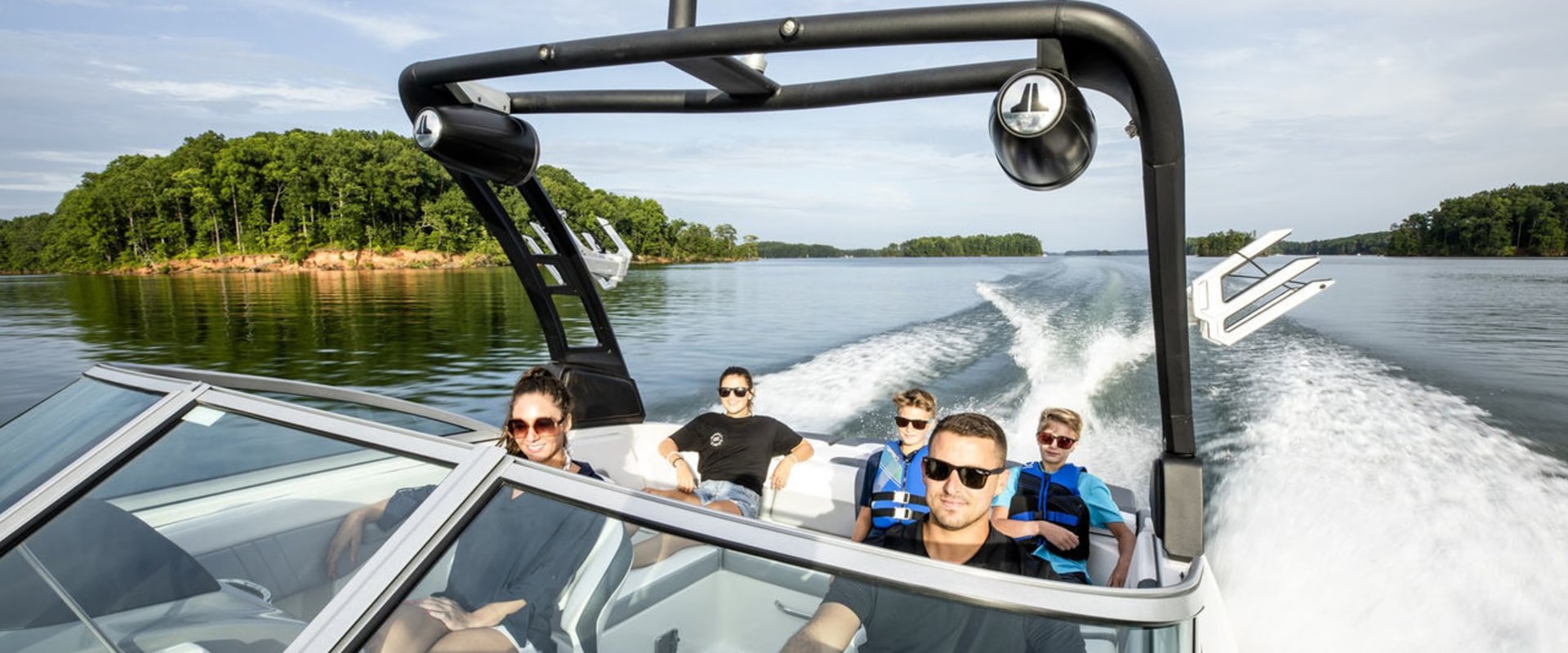 Understanding Dealer Financing Options for Boats