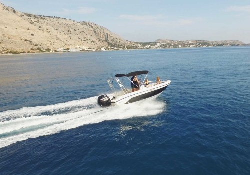 Exploring Motorboat Rentals for Your Next Adventure